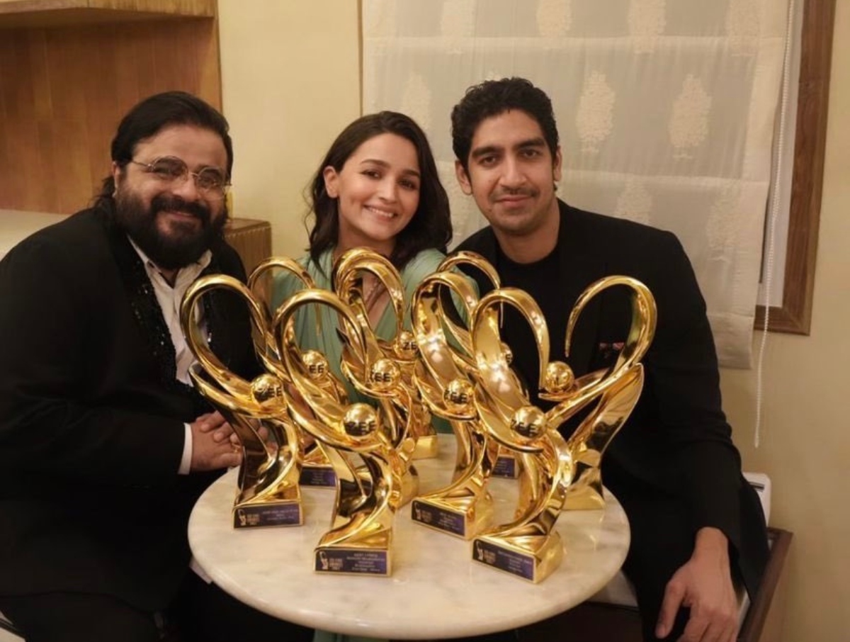 Zee Cine Awards Winners आलिया भट्ट बनीं बेस्ट एक्ट्रेस, तो कार्तिक